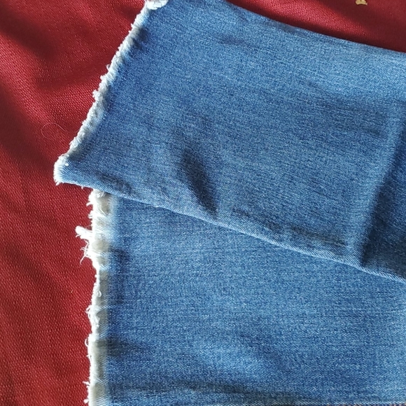 Jeans - Picture 2 of 4